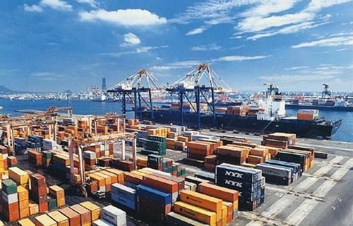 2025年1月17日 自贸港新政、学位扩容与春运出行全指南